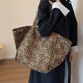 Leopardo Tote Bag