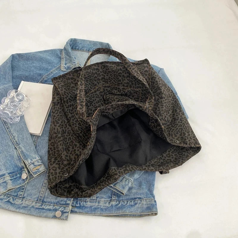 Leopardo Tote Bag