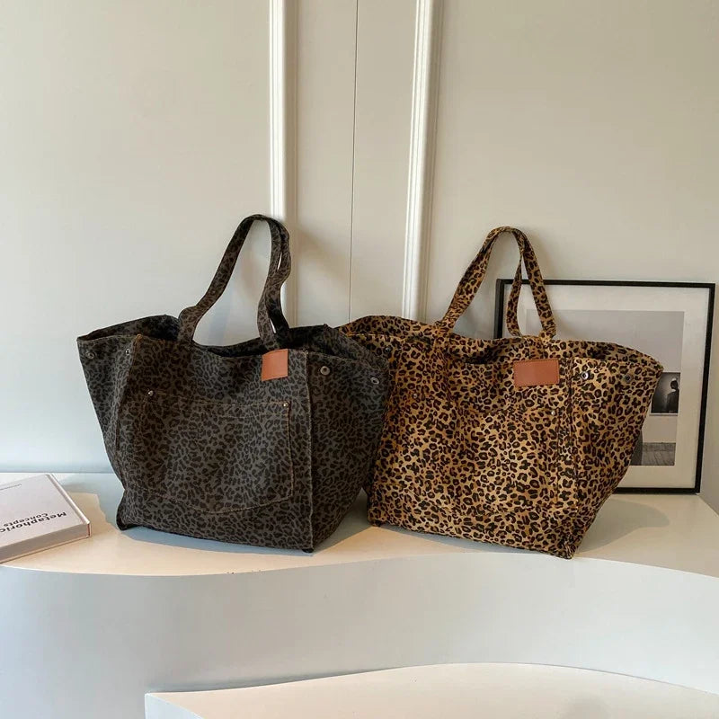 Leopardo Tote Bag