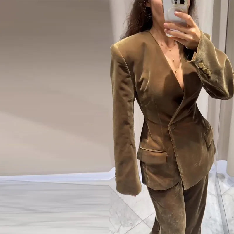 MIA- TRAJE DE TERCIOPELO
